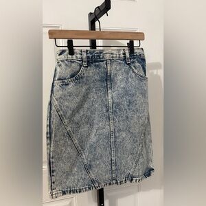 Vintage‎ 1980’s era acid wash Denim Jean Skirt Zip Back